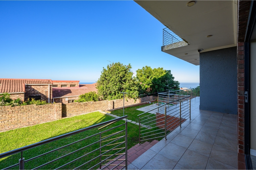 4 Bedroom Property for Sale in Blue Horizon Bay Eastern Cape